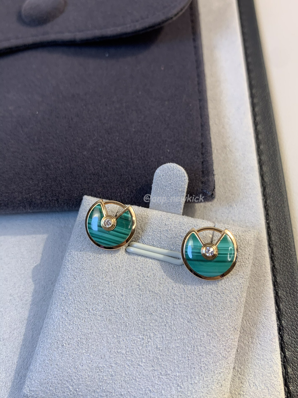 Cartier Nail With Diamond Tips Earrings (19) - www.newkick.vip